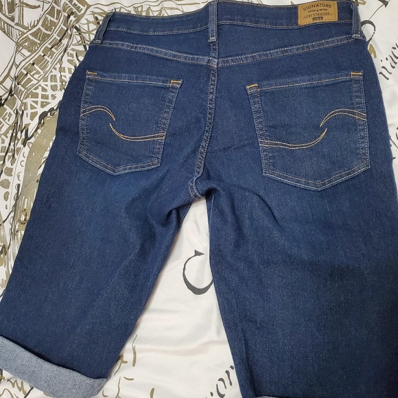 Jean shorts - Picture 2 of 3